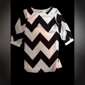 Tobi Black and White Zigzag Dress